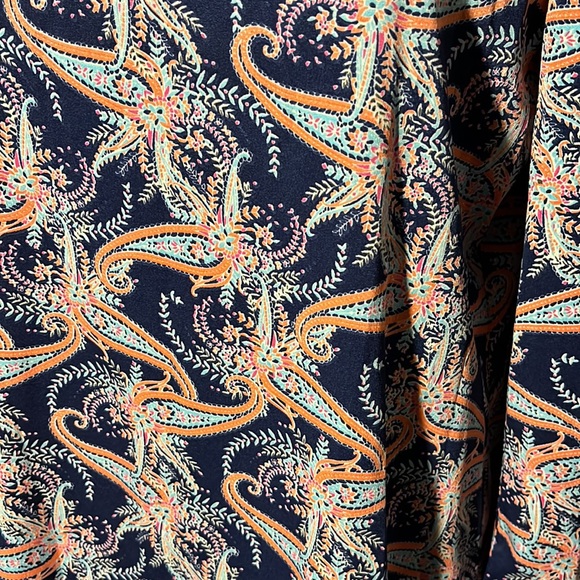 Charlotte Russe Size M Zip-Up Long Sleeve Dress with Cutouts in Back - Picture 2 of 9